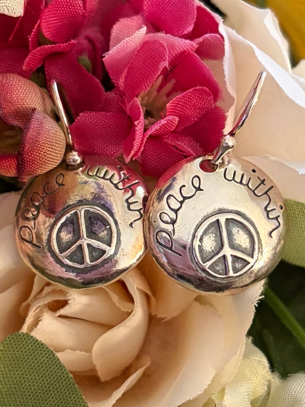 Rare Silpada Sterling Silver Peace Within Peace Sign Earrings W1915